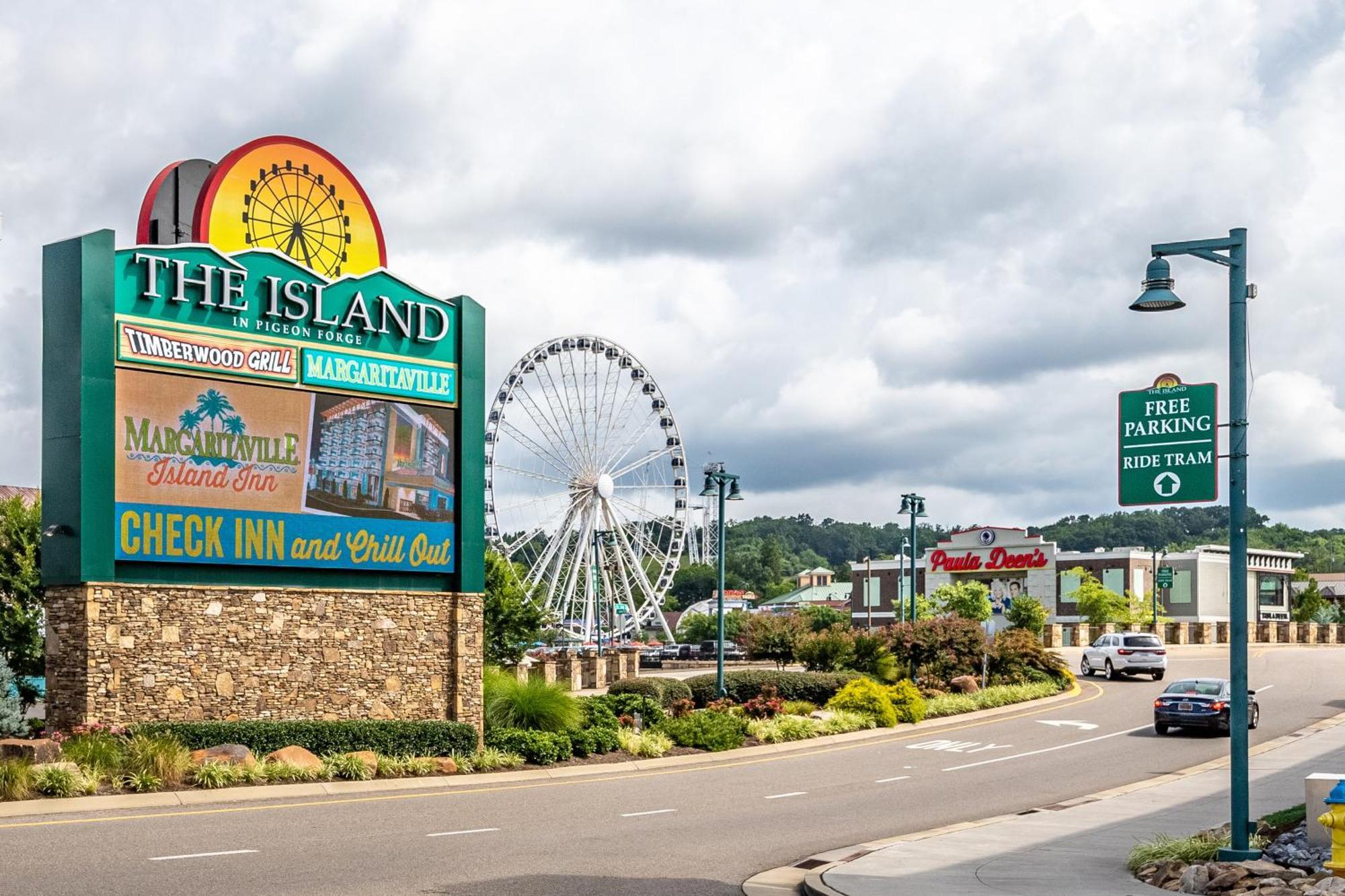 Hillbilly Highrise Villa Pigeon Forge Bagian luar foto